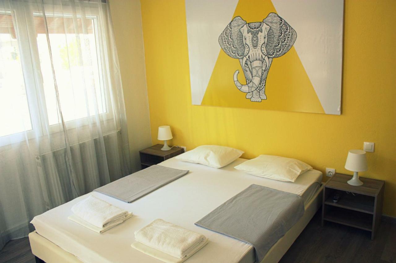 Nei Epivates Rental Rooms 50M From The Beach Néoi Epivátai Luaran gambar