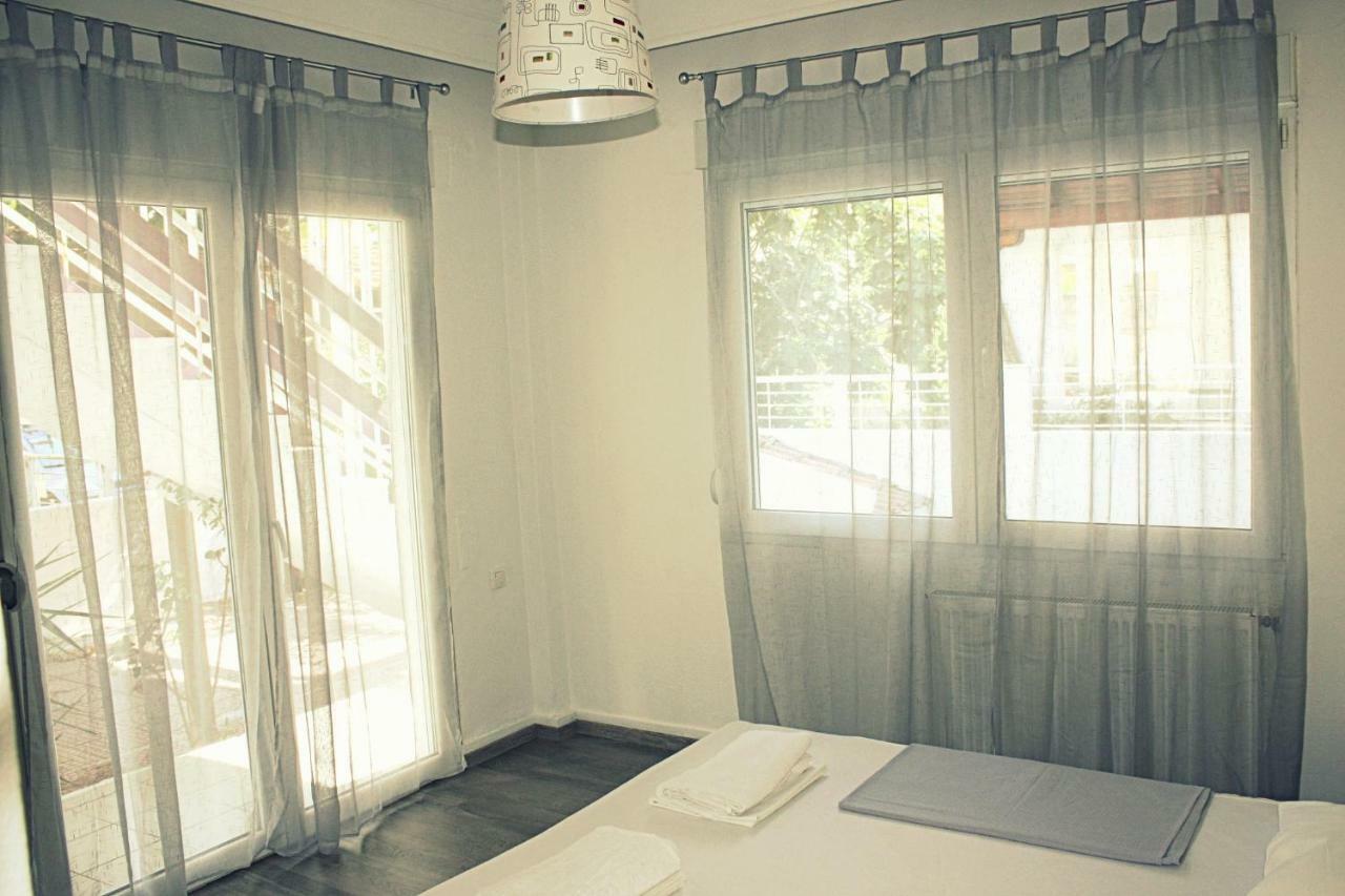 Nei Epivates Rental Rooms 50M From The Beach Néoi Epivátai Luaran gambar